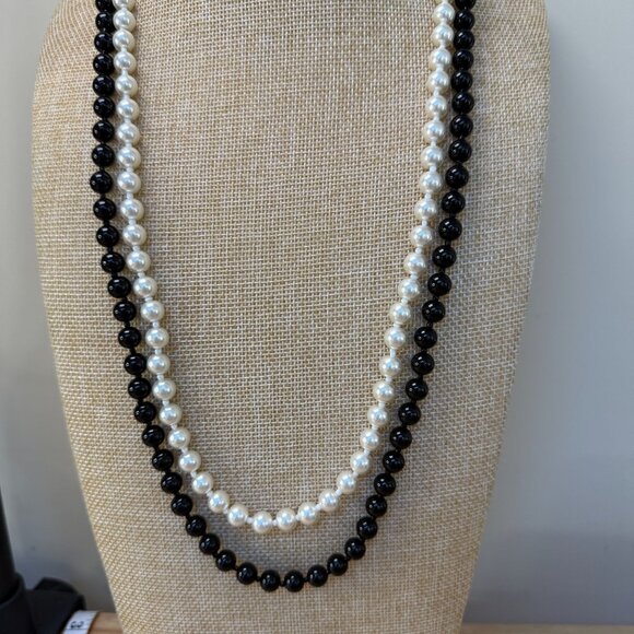 Cookie Lee Necklace Pearl  Black & White Double Strand Beaded Design Classic - Picture 2 of 9
